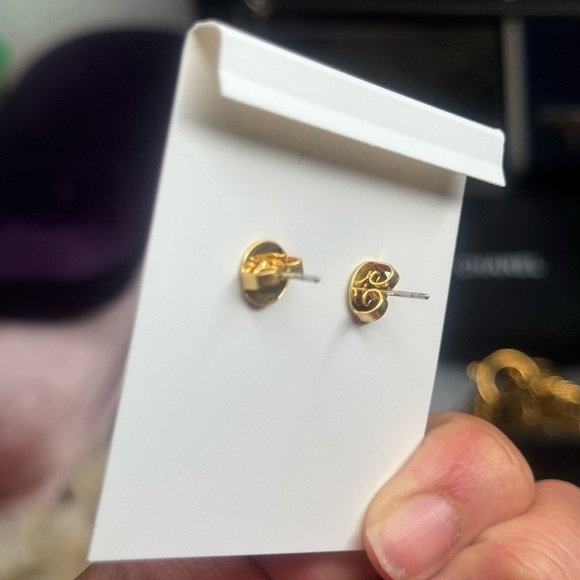 Tory Burch Heart Drop Earrings - Picture 5 of 5